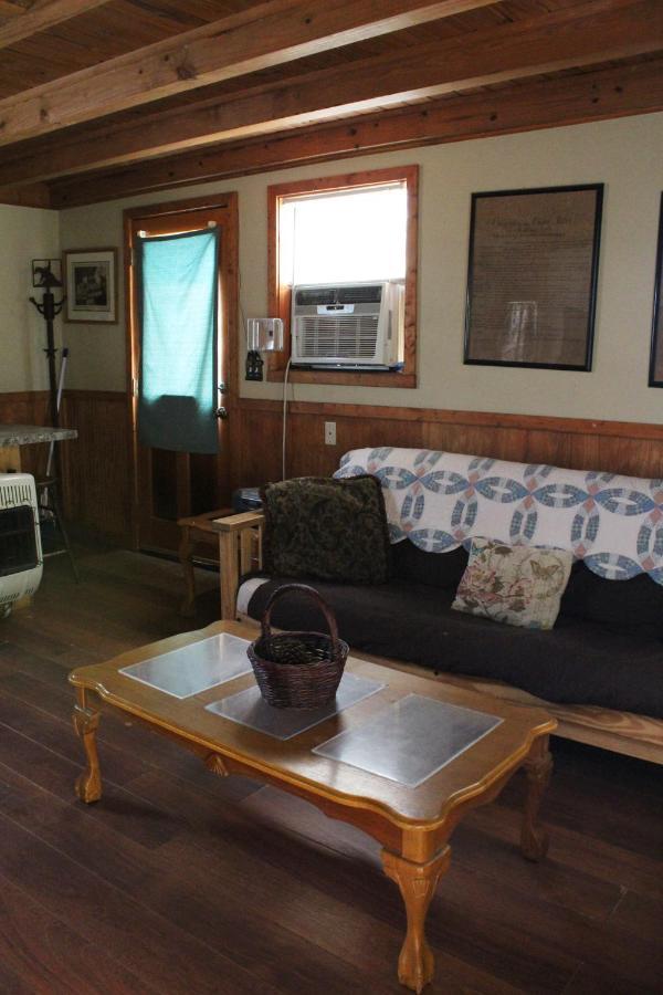 Bed and Breakfast Berry Creek Cabins Isabel Exterior foto