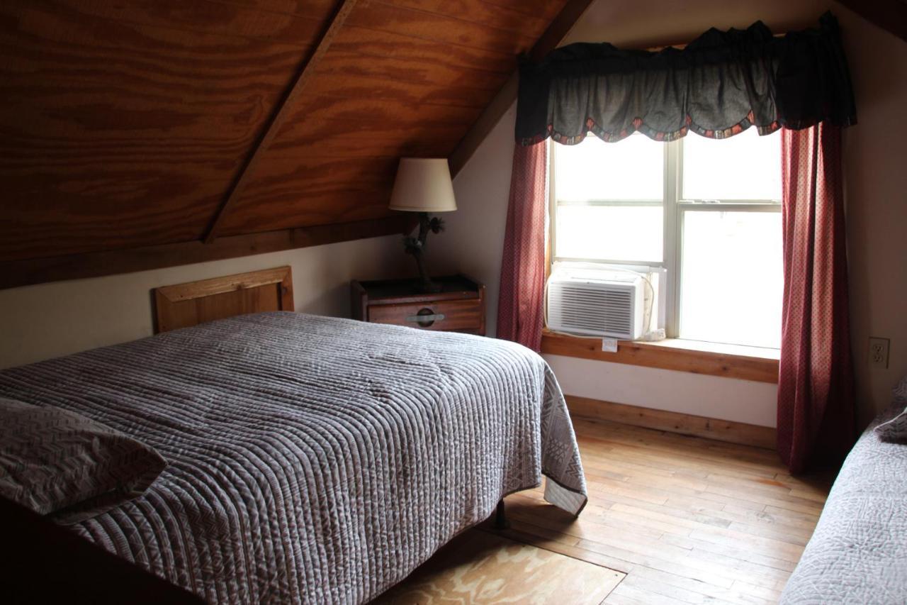 Bed and Breakfast Berry Creek Cabins Isabel Exterior foto